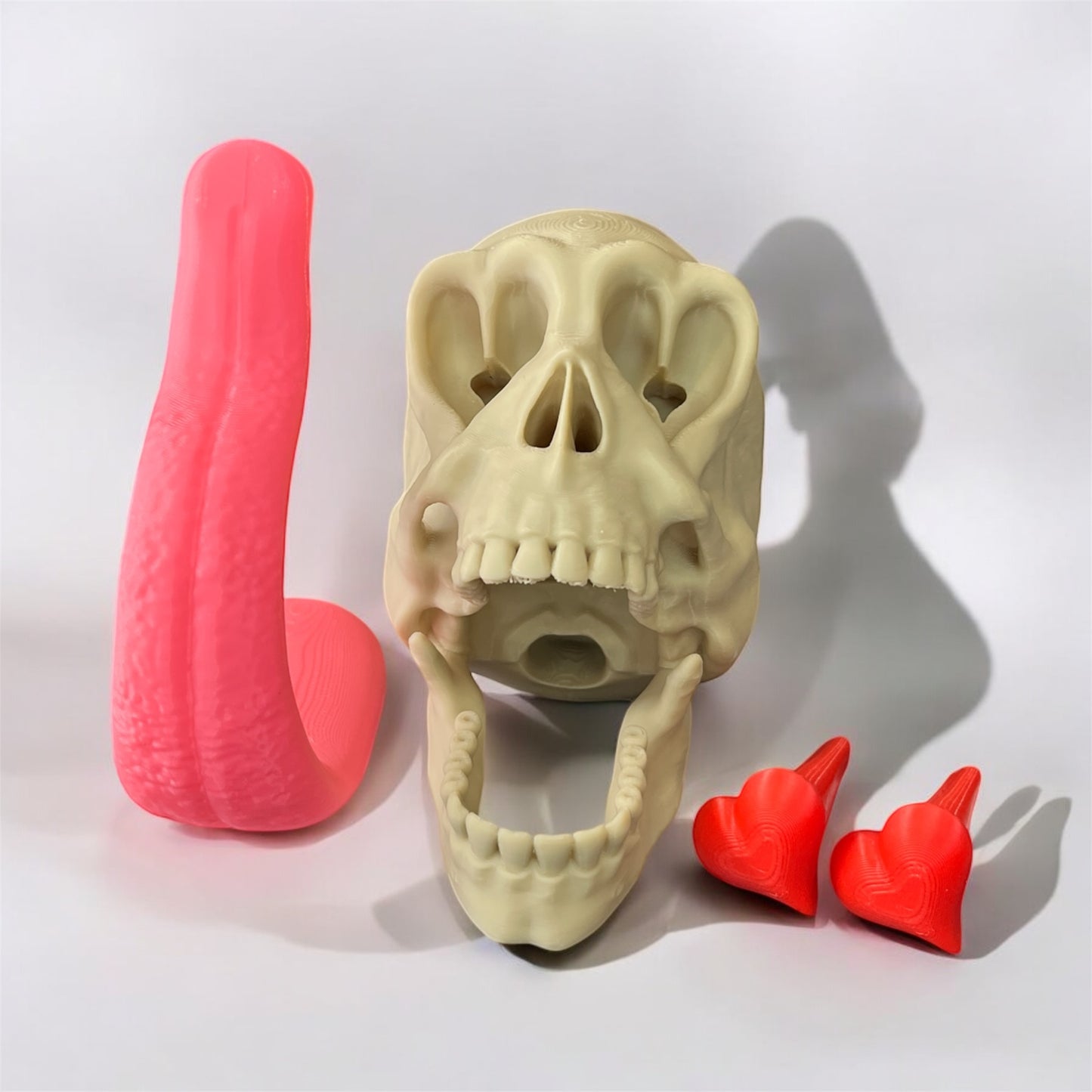 Romantic 3D Printed Skull in Love Figurine, Jaw Drop, Desk figurine, Unique Valentine's Day Gift Idea for Her